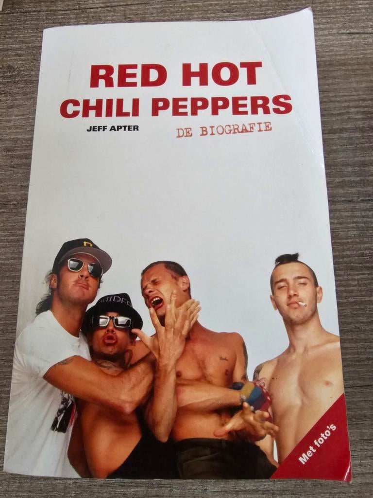 Red Hot Chili Peppers - De Biografie, Ophalen of Verzenden, Gelezen, Jeff Apter