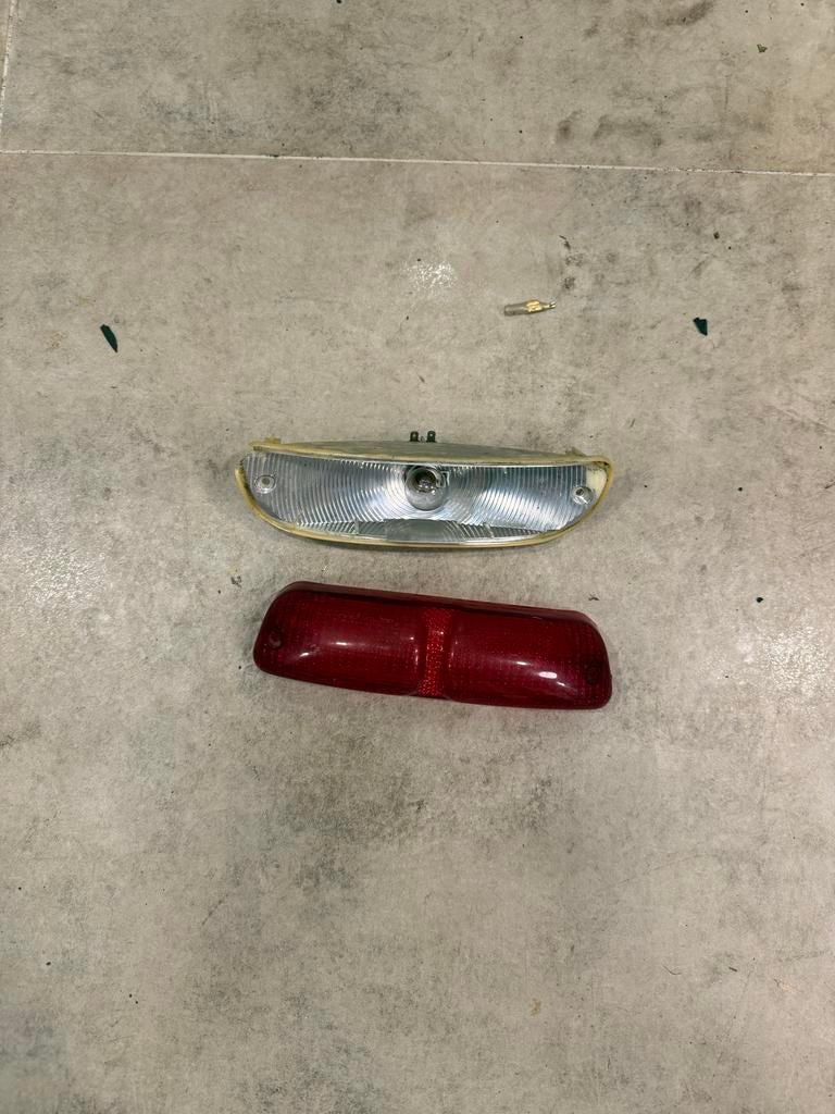 Piaggio Gilera Typhoon Achterlicht Unit + Glas, Ophalen of Verzenden, Gebruikt