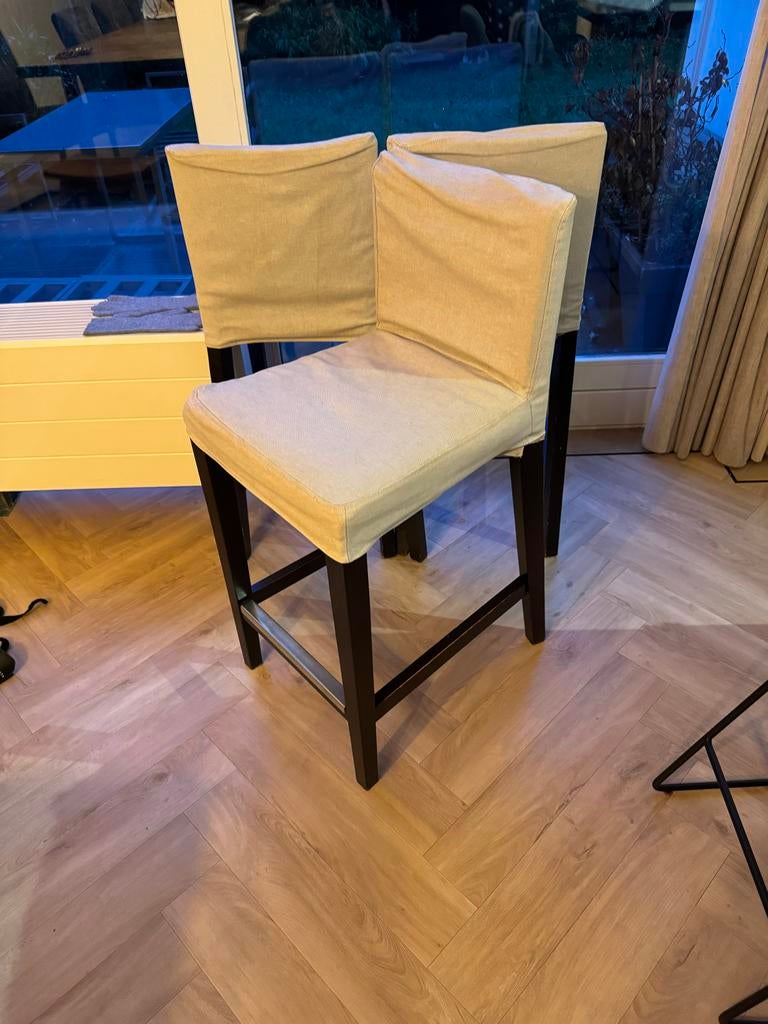 3 IKEA barkrukken met hoezen - opknapper, Ophalen, Gebruikt, 60 tot 90 cm, 3 krukken