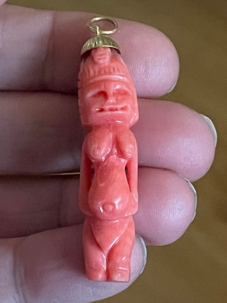 Antieke koraalhanger met 18 karaat goud, Ophalen of Verzenden, Goud, Hanger