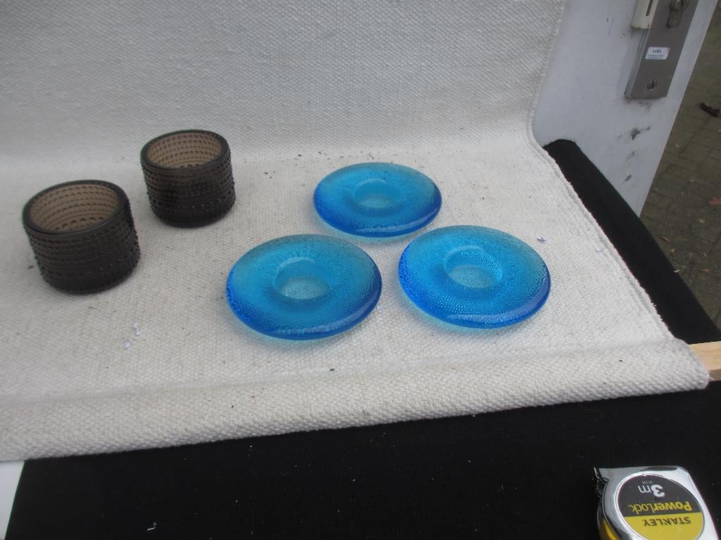 Iittala Kastelhelmi (2x) en Nappi (3x) waxinelichthouders, Overige materialen, Gebruikt, Bruin, Ophalen of Verzenden