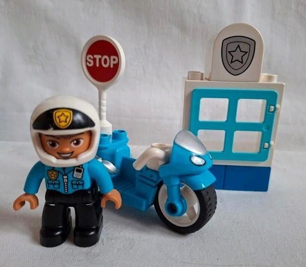Duplo motor politiemotor met agent set 10900, Ophalen of Verzenden, Zo goed als nieuw, Duplo