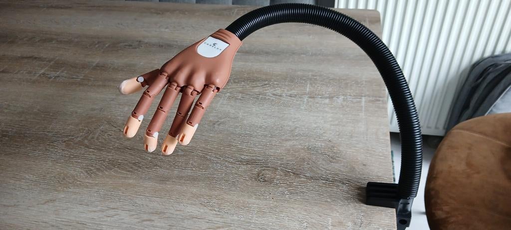 Carelux hand nageltrainer oefenhand nagelstylist nagels, Ophalen of Verzenden, Persoonlijke verzorging
