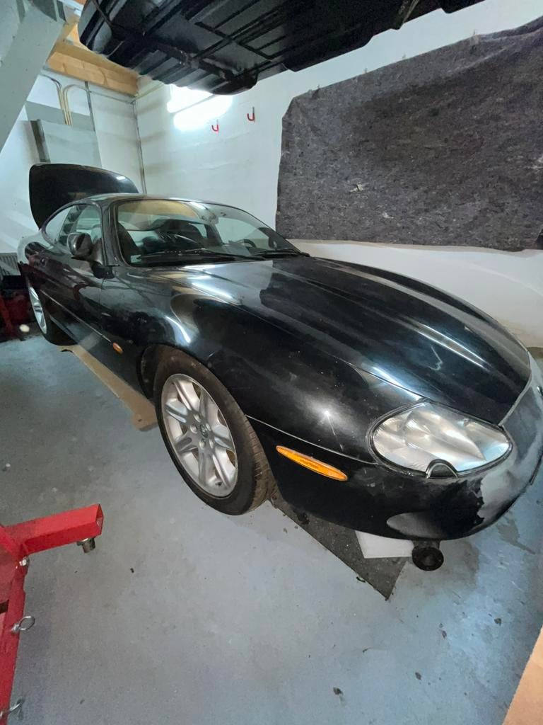 Jaguar XK8 coupe, Auto's, Jaguar, Achterwielaandrijving, Leder, Particulier, Lederen bekleding