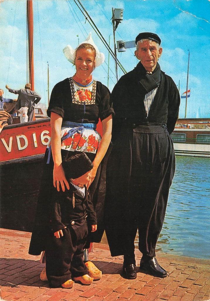 Volendamse Klederdracht, Ophalen of Verzenden, 1980 tot heden, Gelopen, Noord-Holland