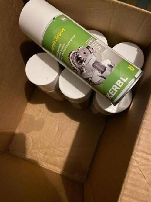 Kerbl 4 in 1 Graphite oil spray. Nieuw. Grafiet olie spray., Ophalen of Verzenden