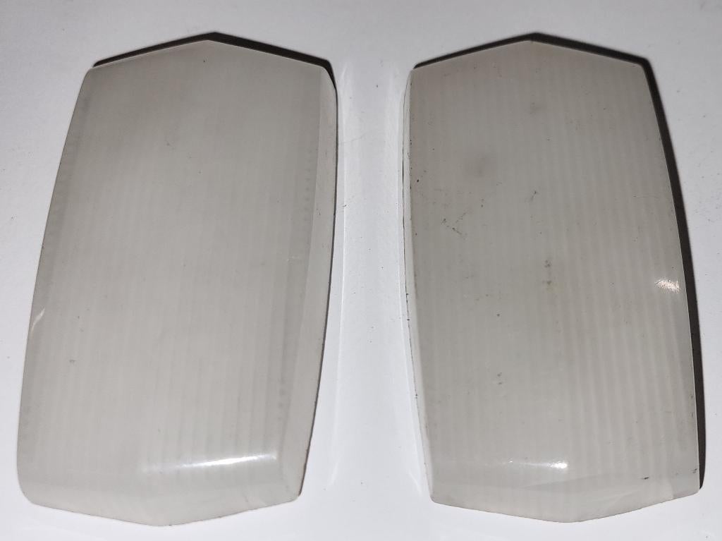 Peugeot 504 auto jaren 70 kapje voor interieur verlichting, Ophalen of Verzenden, Gebruikt, Peugeot