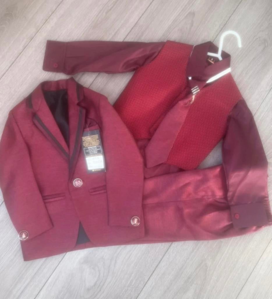 Bordeauxrood Kostuum Pak - Maat 1 Jaar - Nieuw, Kinderen en Baby's, Kinderkleding | Maat 92, Nieuw, Jongen, Overhemd of Blouse