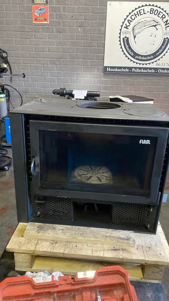 Flam houtkachel – degelijk & krachtig, Huis en Inrichting, Ophalen, Gebruikt, Inbouwhaard, Houthaard