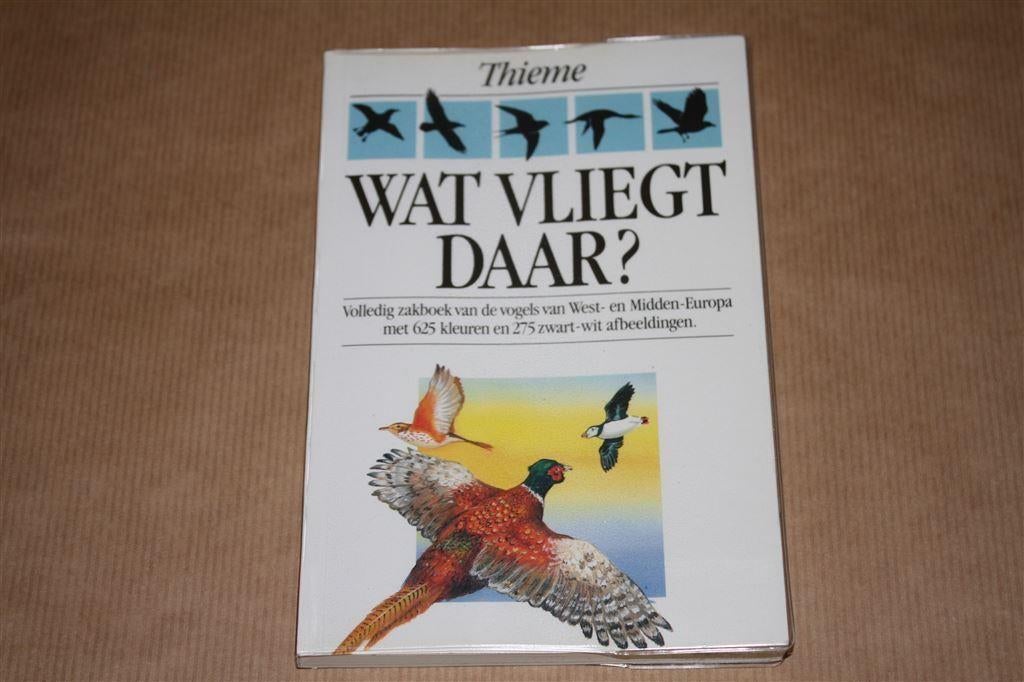 Wat vliegt daar? Volledig zakboek van de vogels van West- en, Boeken, Ophalen of Verzenden, Zo goed als nieuw, Vogels