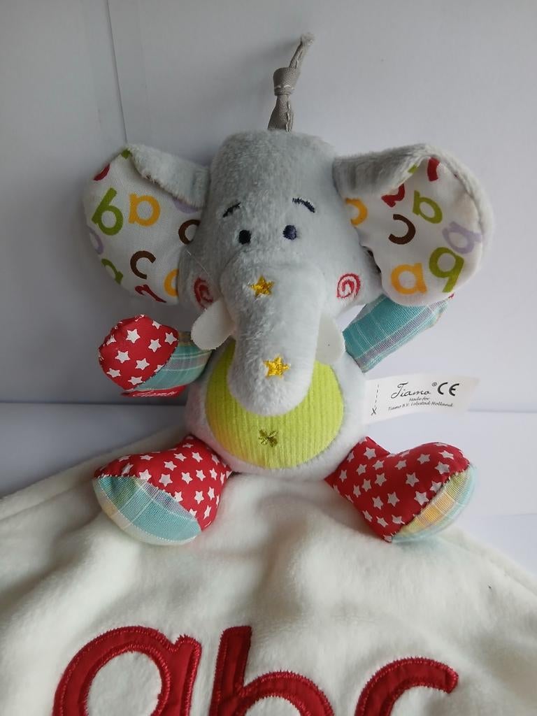 Tiamo Olifant Dani ABC Knufffeldoekje Velours Nieuw, Kinderen en Baby's, Speelgoed | Knuffels en Pluche, Ophalen of Verzenden