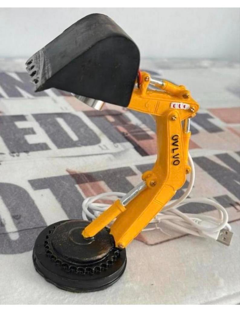 Graafmachine robot arm bureau-lamp volvo led-usb lampje, Nieuw, Ophalen of Verzenden, H, H