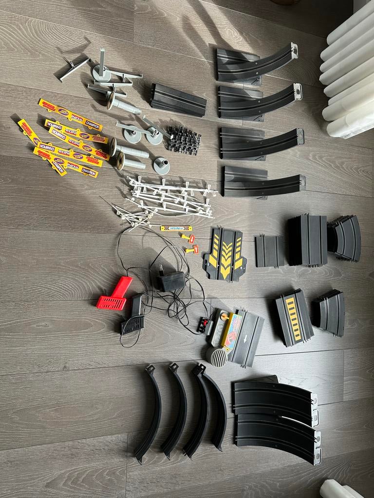 Racebaan met loopings en geluid, Kinderen en Baby's, Speelgoed | Racebanen, Gebruikt, Racebaan, Elektrisch, Overige merken, Met looping