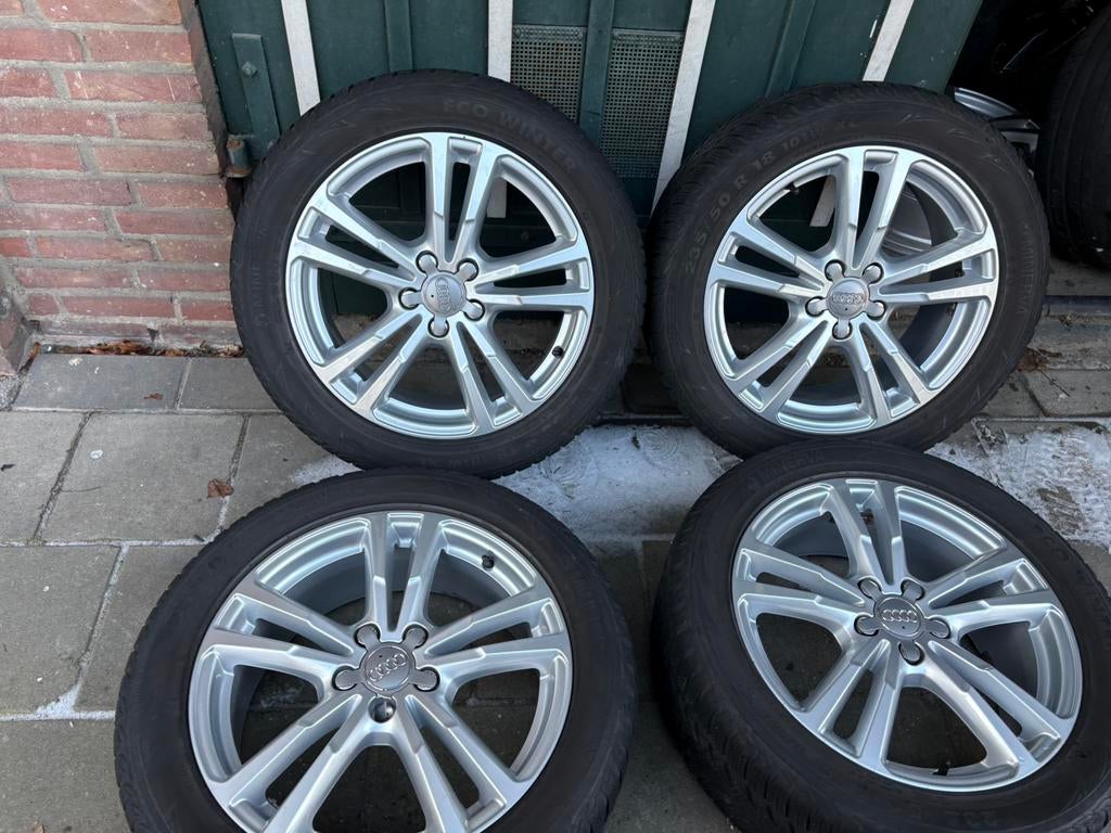 Originele Audi Q3 Velgen S-Line 18 inch 5x112 ET43 winterset, 18 inch, Gebruikt, Total Car Expert, Banden en Velgen