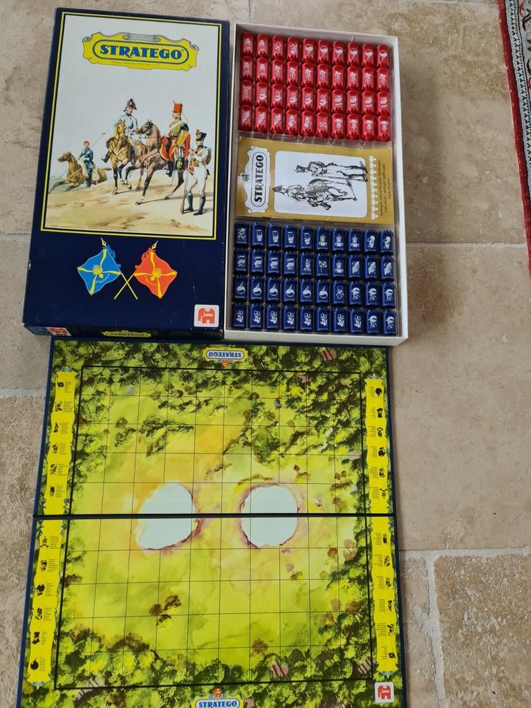 Vintage Stratego - Zeldzame Tonnetjes Versie!, Een of twee spelers, Ophalen of Verzenden, Nieuw, Jumbo