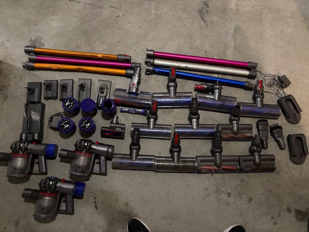 Dyson onderdelen & accessoires, Witgoed en Apparatuur, Gebruikt, Stofzuiger, Ophalen of Verzenden, Minder dan 1200 watt