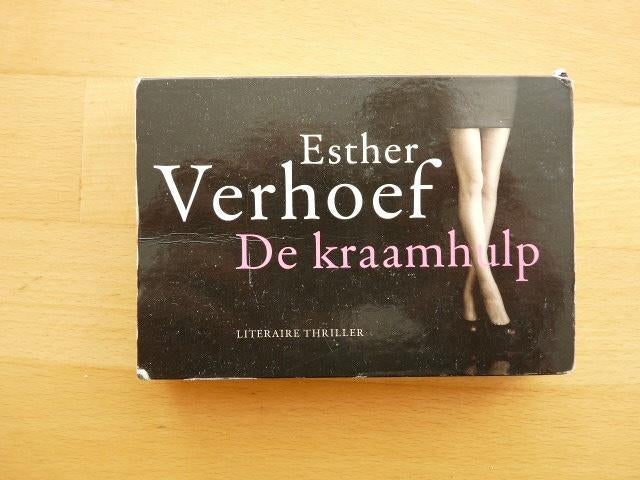Esther Verhoef De kraamhulp, dwarsligger 296, Ophalen of Verzenden, Gelezen, Nederland