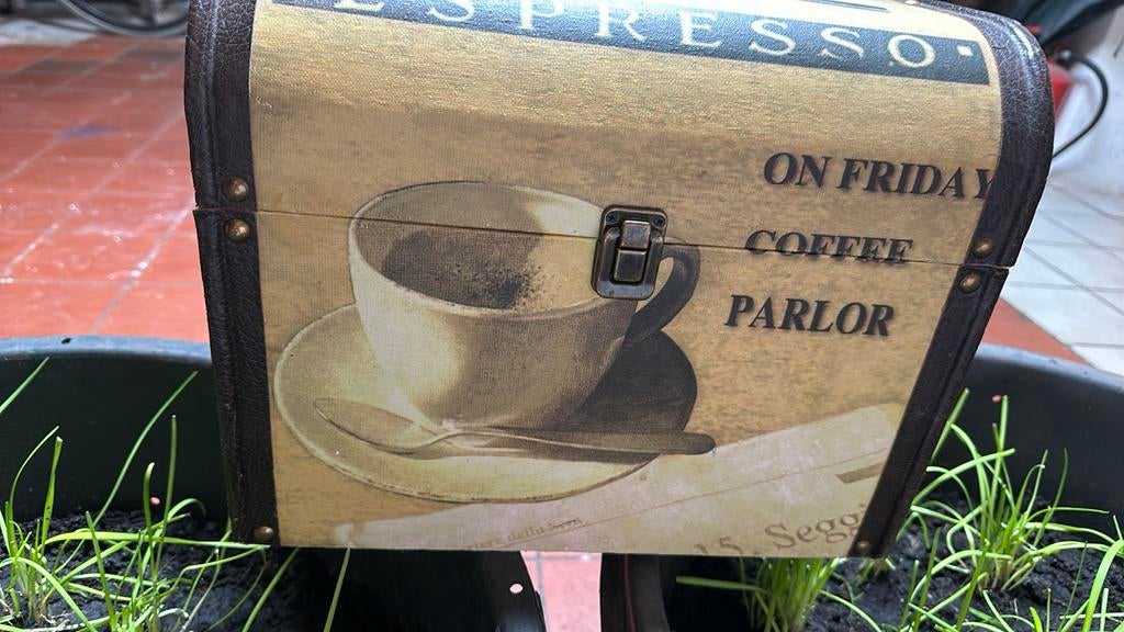Espresso doos, Ophalen of Verzenden, Zo goed als nieuw