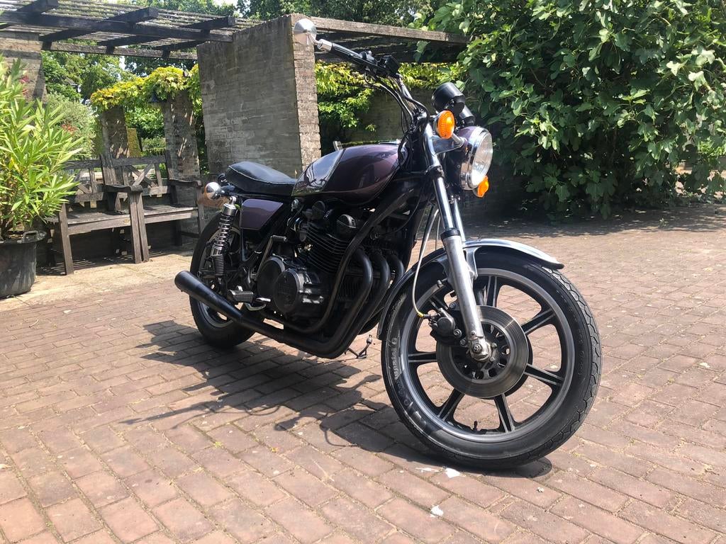 Yamaha XS750 Caferacer – project met potentie, Particulier, 3 cilinders, Naked bike