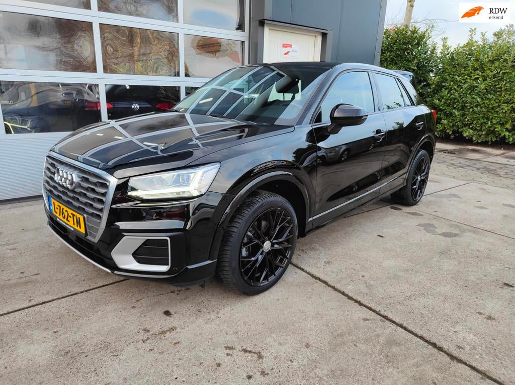Audi Q2 35 TFSI CoD Design Pro Line Plus, Voorwielaandrijving, 4 cilinders, 150 pk, Zwart