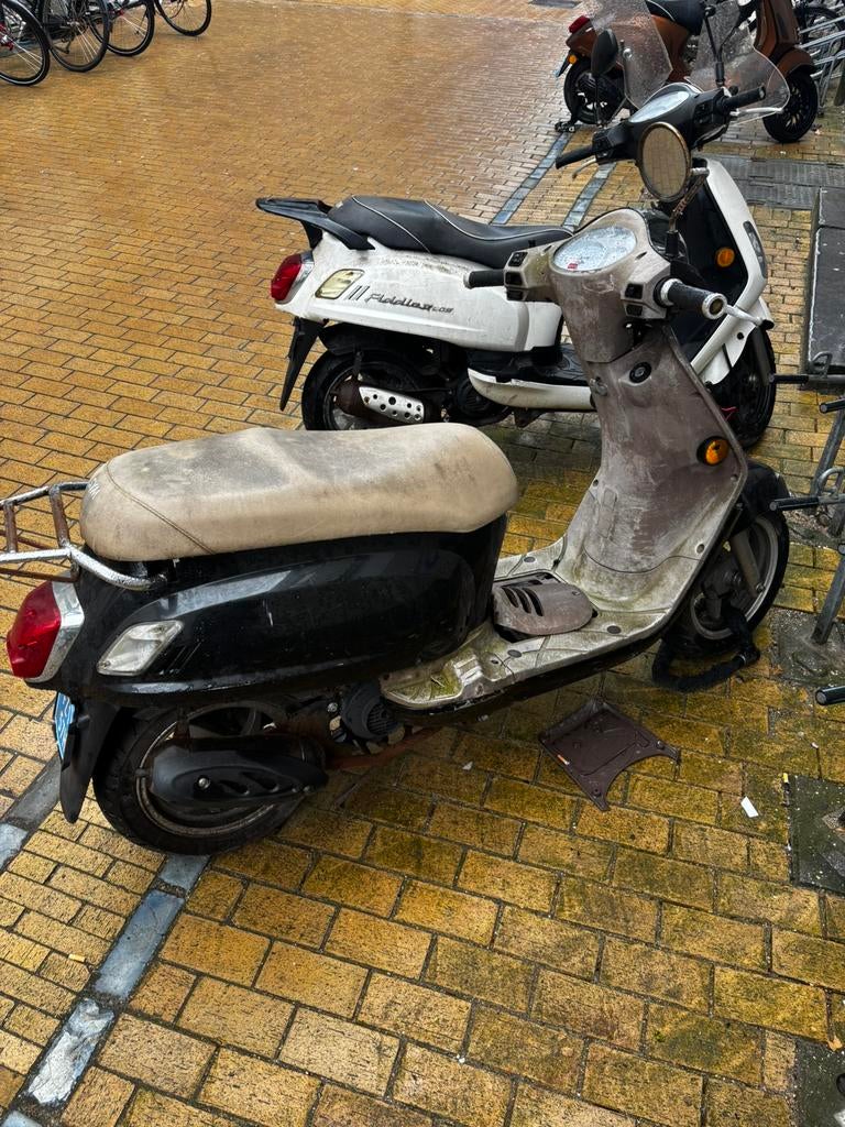 GRATIS SCOOTER, Fietsen en Brommers, Snorfietsen en Snorscooters, Ophalen, Gebruikt, SYM, Benzine