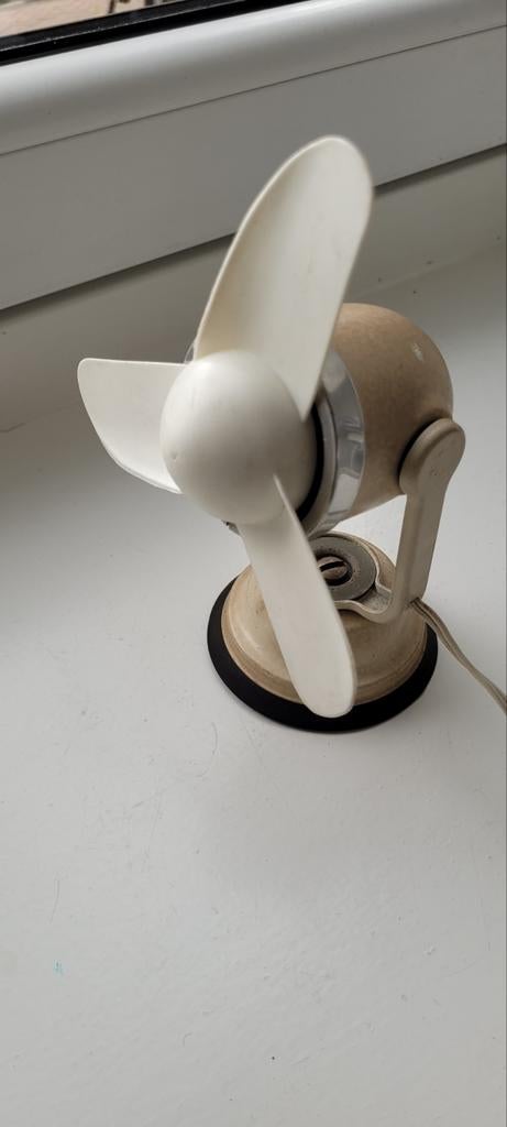 Jaren 50 autoventilator voor klassieker, ivoorkleurig, 6Volt, Ophalen