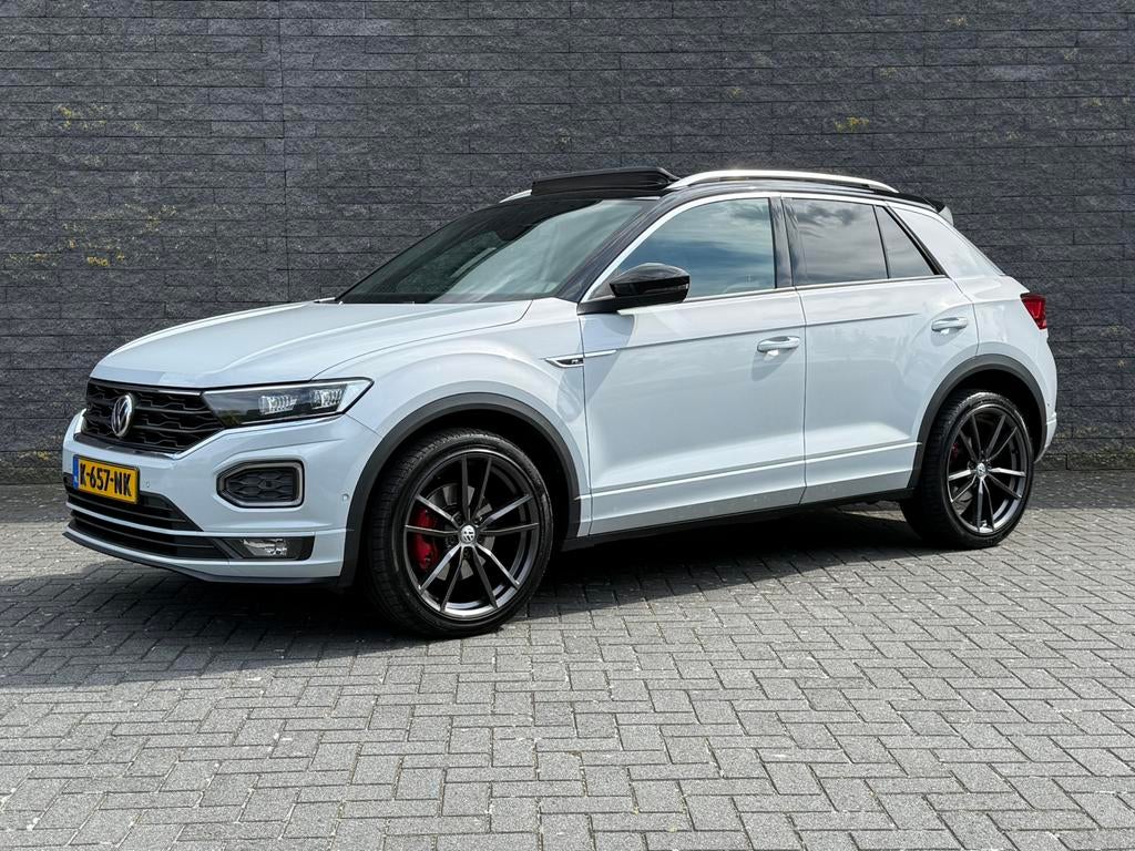 Volkswagen T-Roc 1.5 TSI 150pk DSG R LINE ALLE OPTIES!, 1498 cc, 4 cilinders, Leder en Stof, Wit