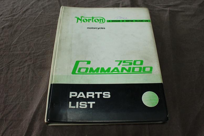 Norton Commando 750 1971 1973 motorcycle parts list, Motoren, Ophalen of Verzenden, Overige merken