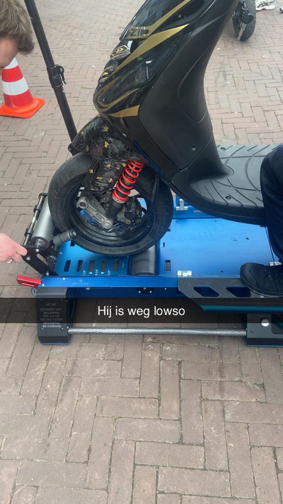 Zoekkk 70cc a1 zip frame, Motoren, Ophalen of Verzenden