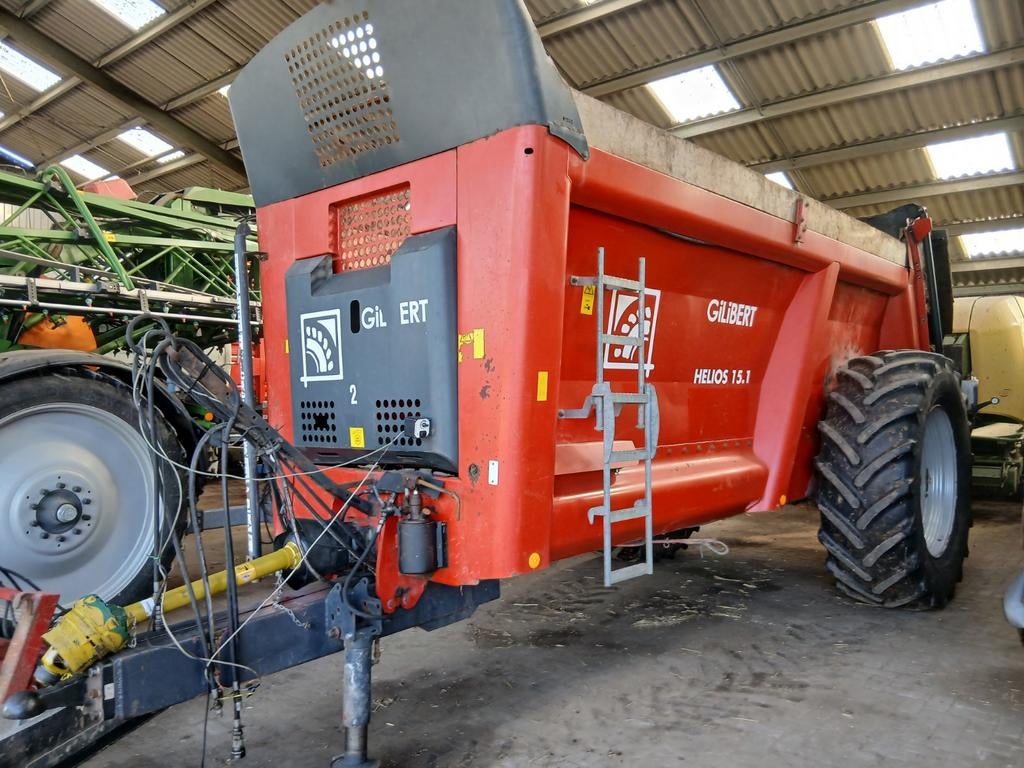 Gilbert 15.1 rolland 5517 meststrooier breedstooier