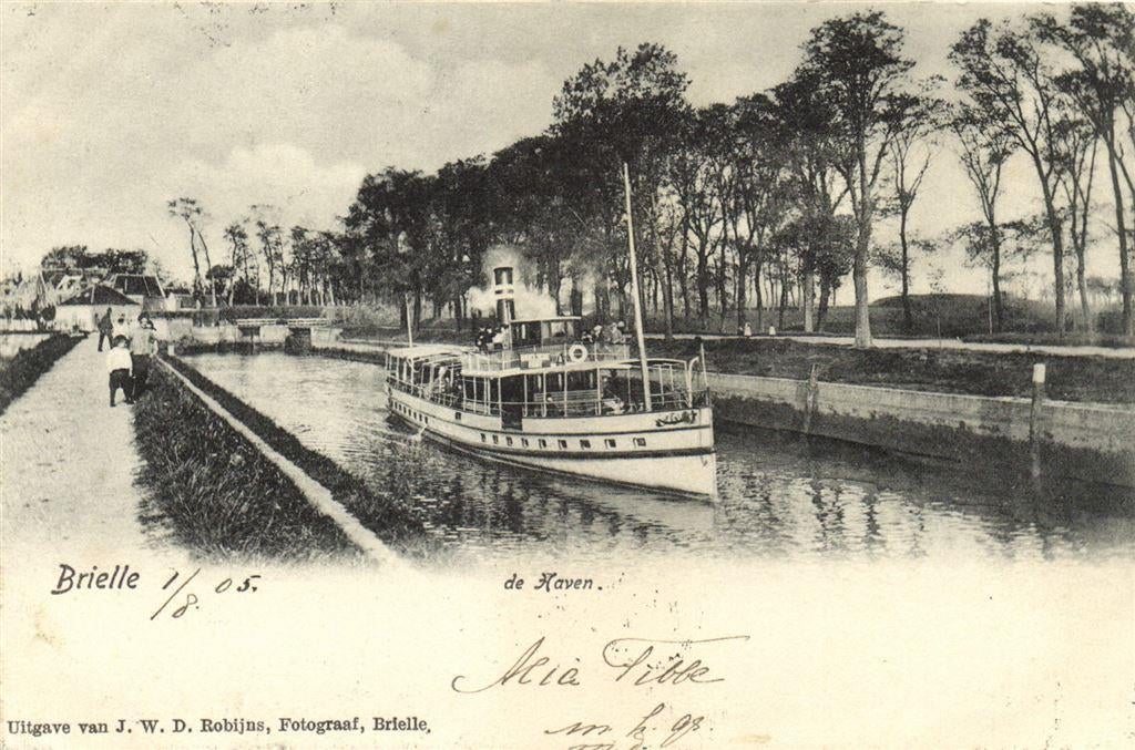 Brielle - De Haven. - boot volk - 1905 gelopen, Verzenden, Voor 1920, Gelopen, Zuid-Holland