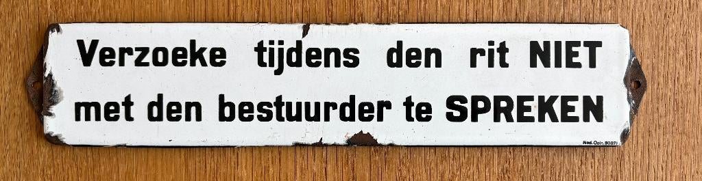 Emaille (Langcat !?) trambord, H.T.M (?). Ned. Octr. 30871, Verzamelen, Spoorwegen en Tramwegen, Ophalen of Verzenden, Gebruikt