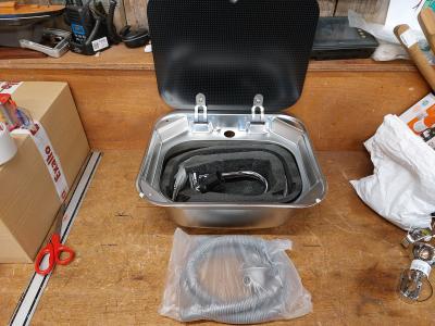 Wasbak met kraan, Niet ingevuld, Gebruikt, Niet ingevuld, Niet ingevuld