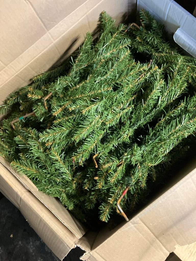 Kunstkerstboom 1.8m, Diversen, Ophalen of Verzenden, Zo goed als nieuw