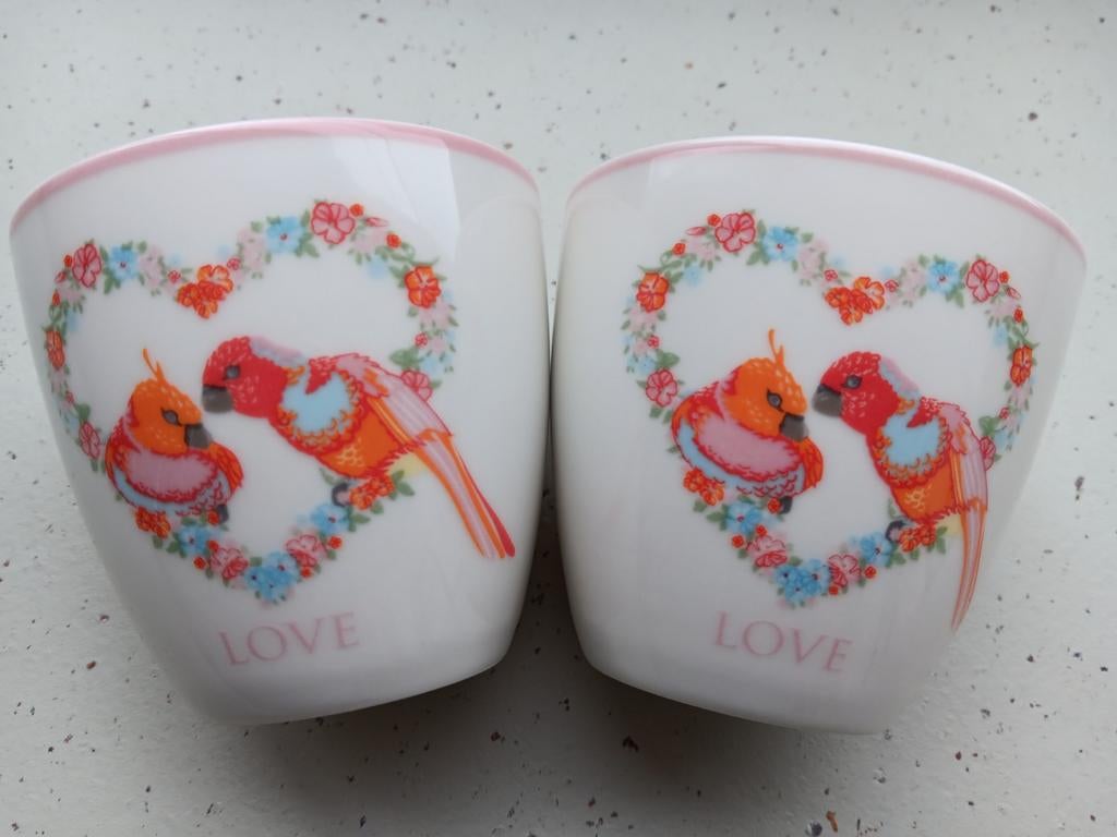 NEW 2x GreenGate Latte Mok Xenia Love white, Nieuw, Ophalen of Verzenden, Kop(pen) en/of Schotel(s), Boerenbont