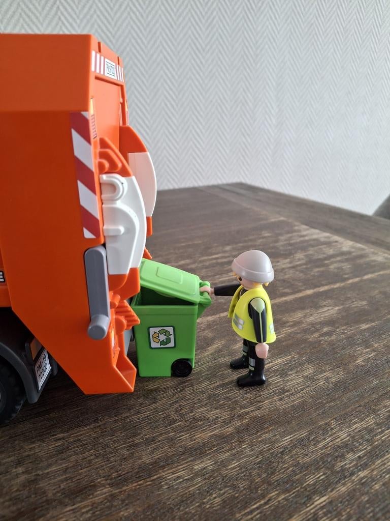 Playmobil Vuilniswagen met figuren en afvalbakken, Ophalen, Zo goed als nieuw, Complete set