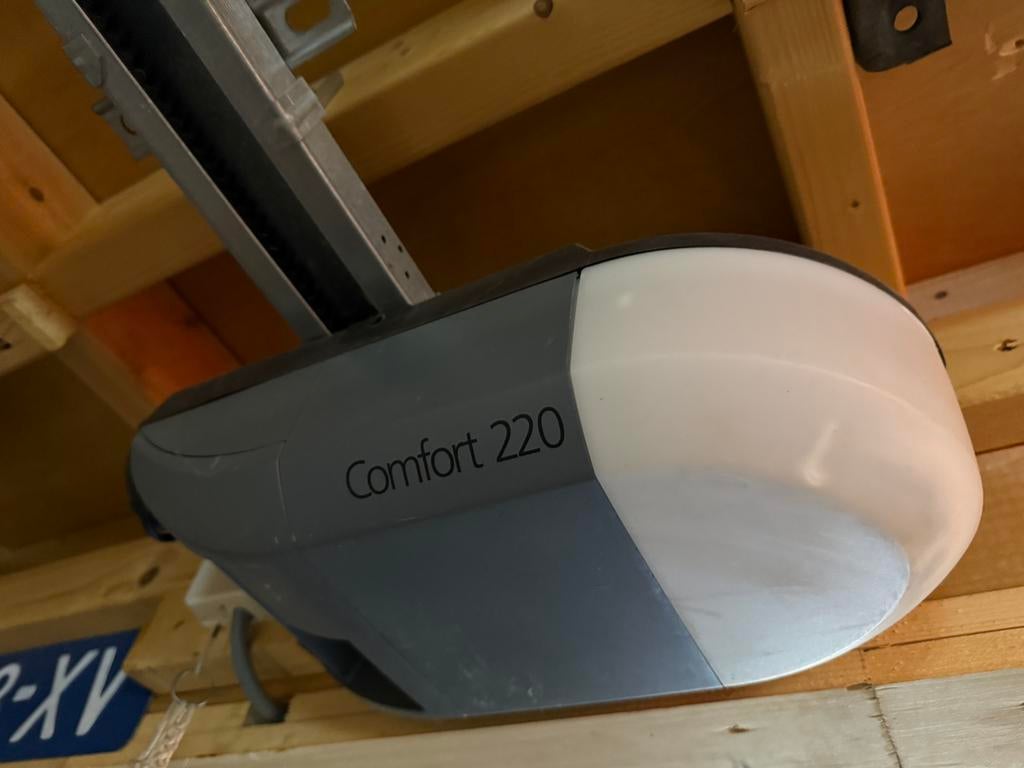 Garagedeur opener elektrische, Doe-het-zelf en Verbouw, Deuren en Horren, Ophalen, Garagedeur, Zo goed als nieuw, 120 cm of meer