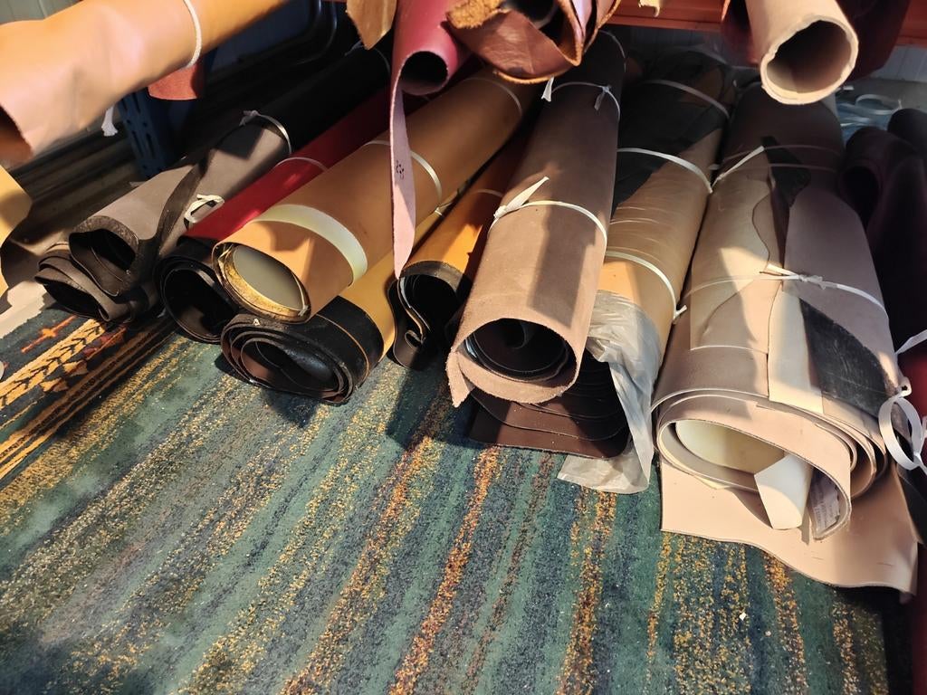 Nubuck gelamineerd riemen leer., Ophalen