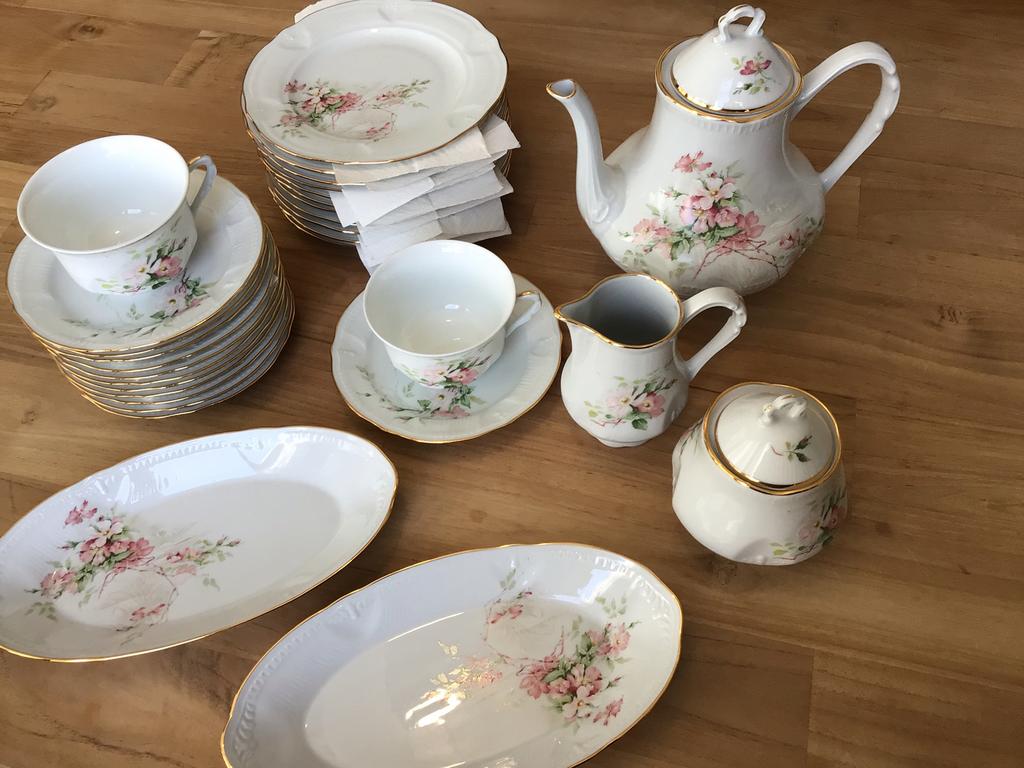 30 delen — porselein Limoges France servies — perfecte staat, Ophalen of Verzenden