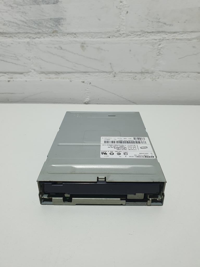 Floppy Disk Drive 3.5" | TEAC FD-235HG | Intern | 1.44MB, Computers en Software, Optische drives, Intern, Gebruikt, ., Ophalen of Verzenden
