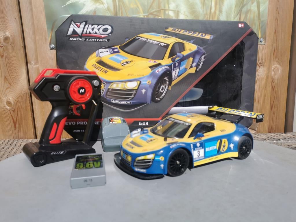 Nikko Audi R8 LMS bestuurbare auto, Schaal 1:14, Zo goed als nieuw, Auto onroad, Ophalen