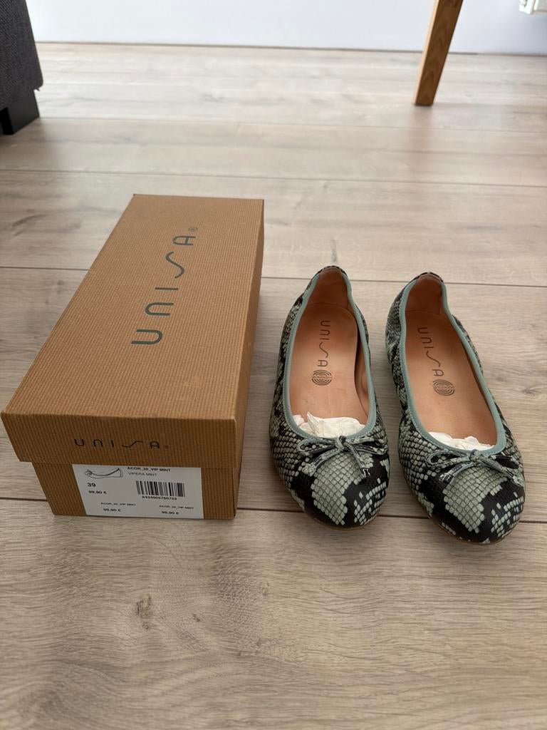 Unisa Ballerina's met Slangenprint - Maat 39, Ophalen of Verzenden, Zo goed als nieuw, Groen, Ballerina's