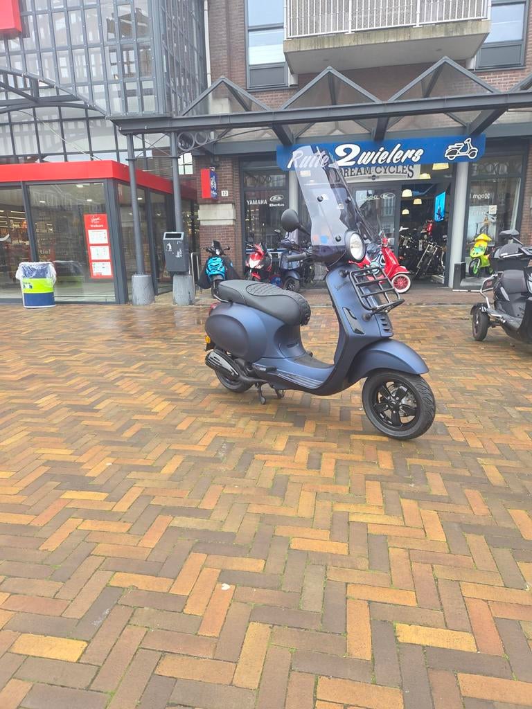 Vespa Primavera 45km 4t Special paint.., Gildenplein12, Overige modellen, Piaggio, Maximaal 45 km/u