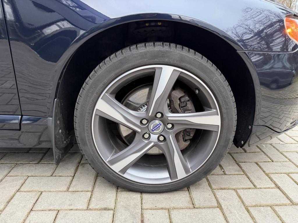 Volvo V70 2.5T Momentum, Voorwielaandrijving, Stof, Gebruikt, Blauw