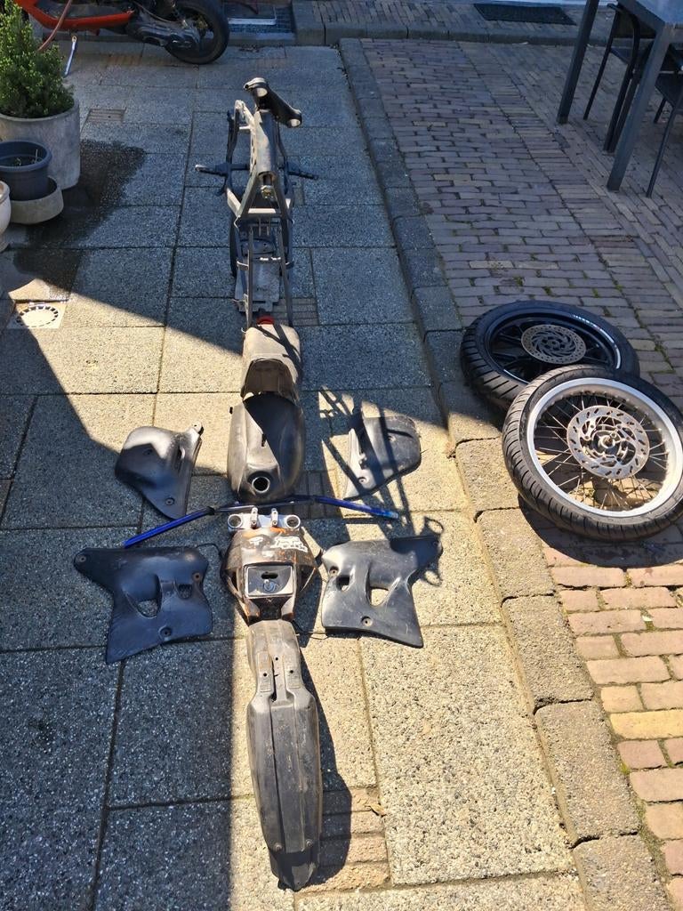 Motorhispania furia frame op geel kenteken, Fietsen en Brommers, Ophalen, Gebruikt