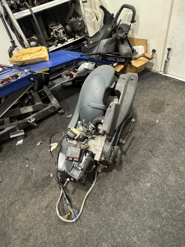 Typhoon 125cc blok, Ophalen of Verzenden, Zo goed als nieuw, Blok, Piaggio