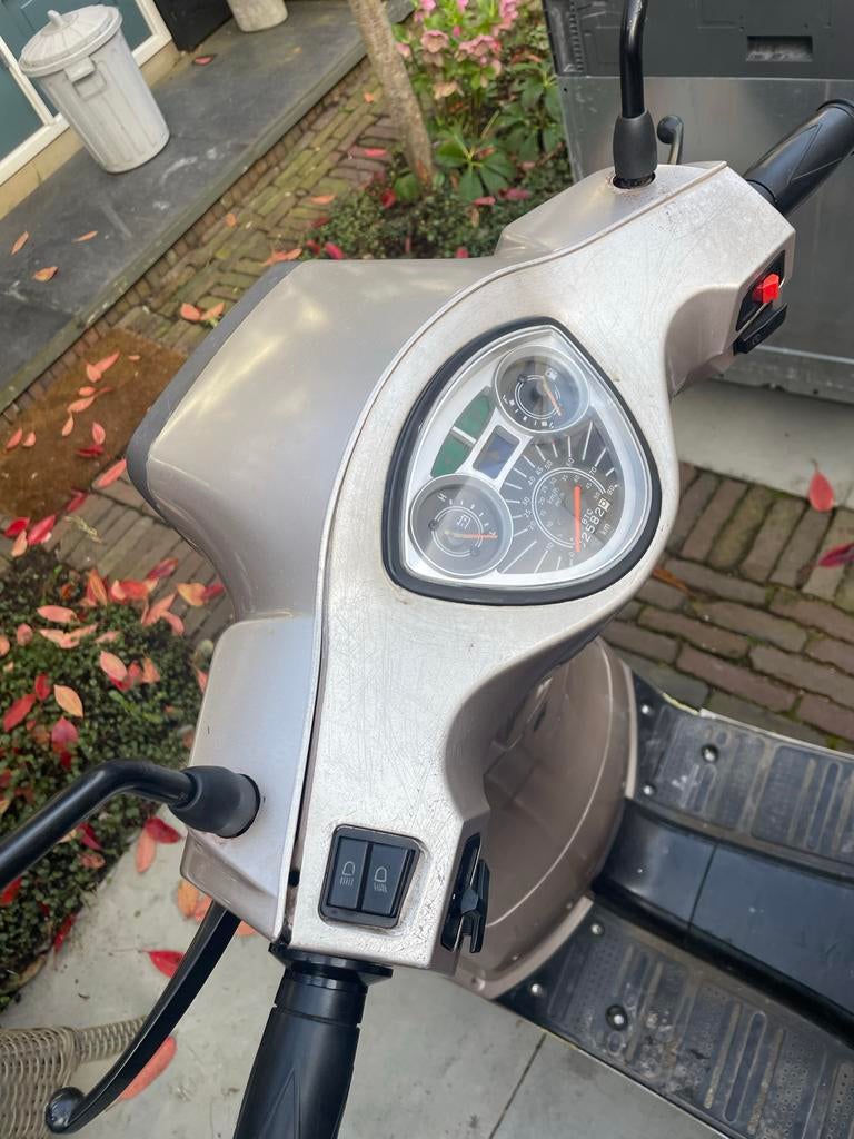 Riva scooter te koop, Fietsen en Brommers, Overige merken, Gebruikt, Ophalen of Verzenden, Benzine