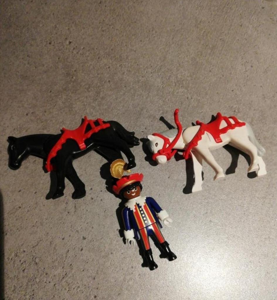 Schimmel, zwarte Piet en zwart paard /Playmobil, Ophalen of Verzenden, Zo goed als nieuw, Los playmobil