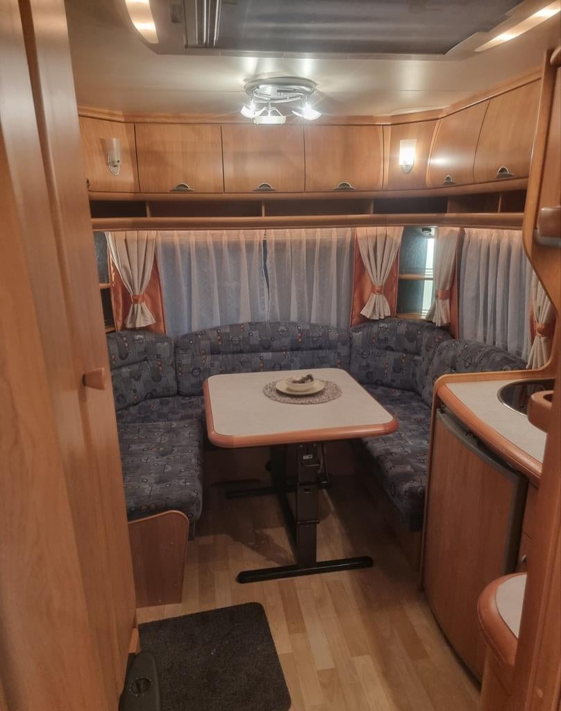 Hobby excellent ufe 460 grote beurt en stalling, Rondzit, Hobby, Vast bed, Tot en met 4