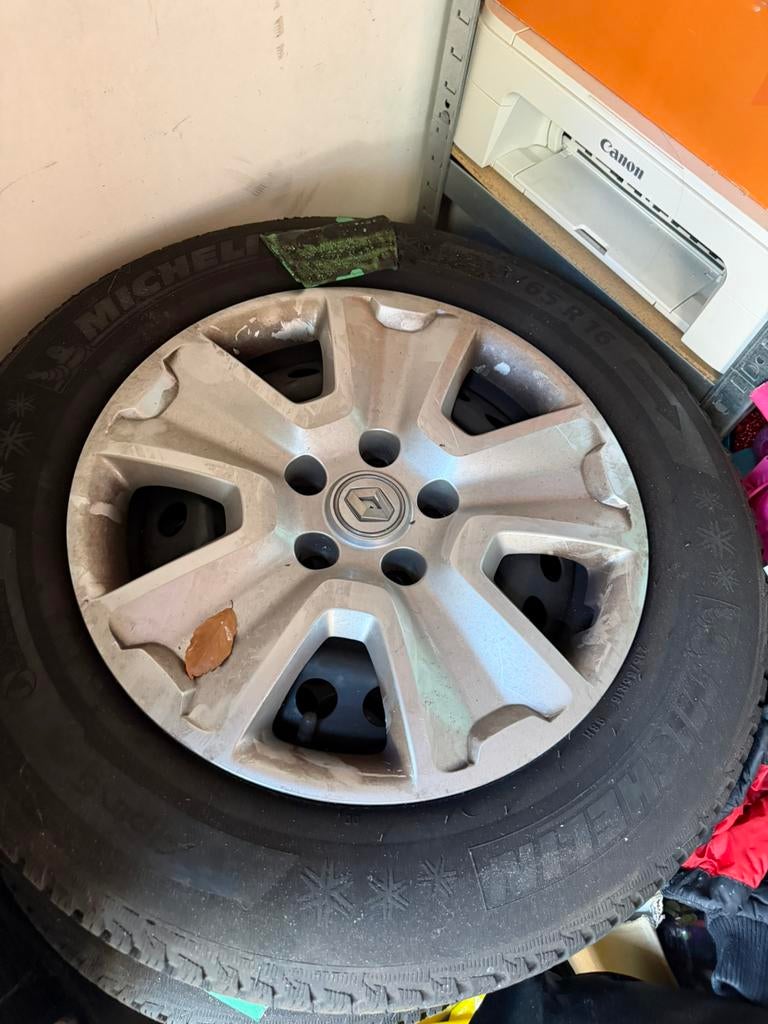 4x Michelin Winterbanden 215/65 R15 met Originele Velgen, Auto-onderdelen, Banden en Velgen, Ophalen, 15 inch, Banden en Velgen